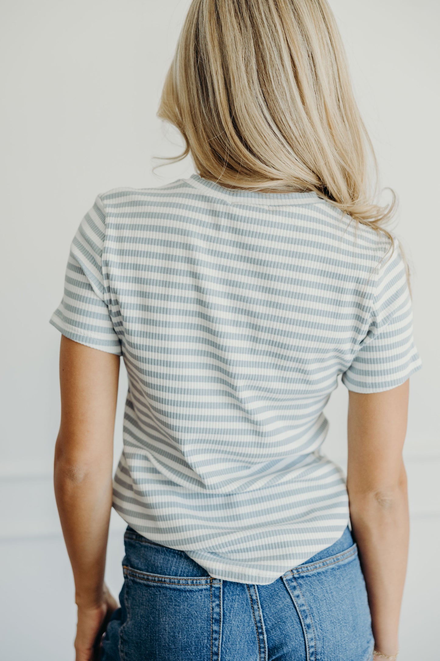STRIPED RIBBED TEE IN BLUEBELL FINAL SALE