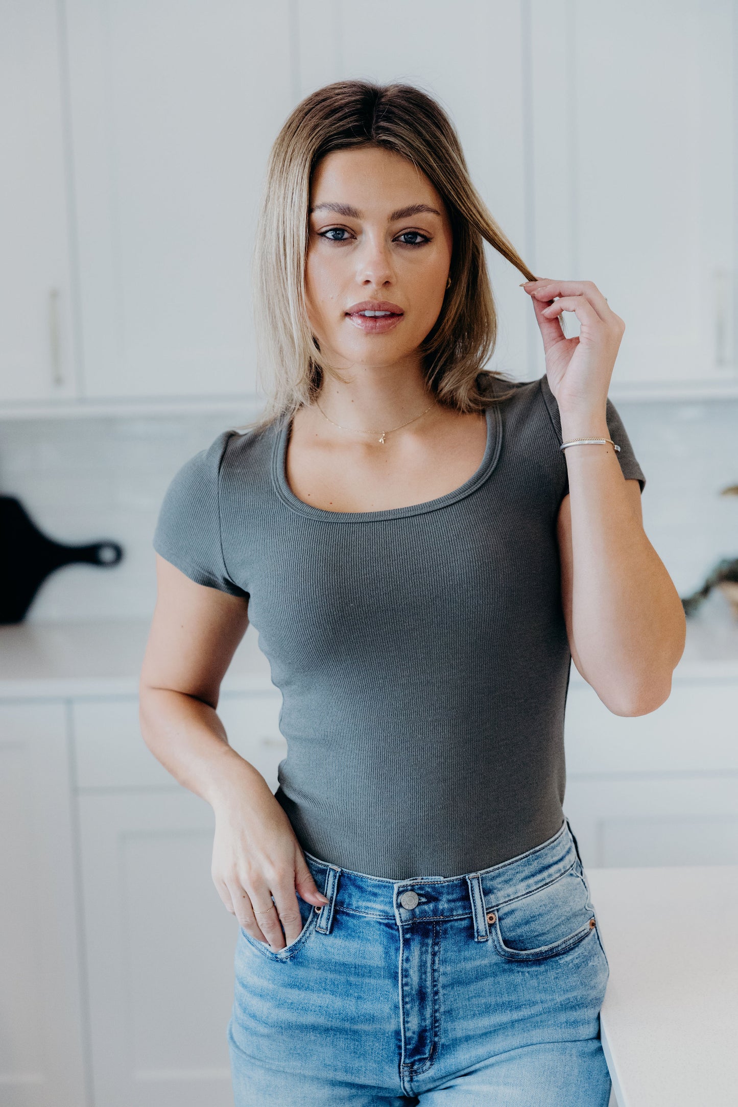 RIBBED SWEATER SCOOP TEE IN BASIL