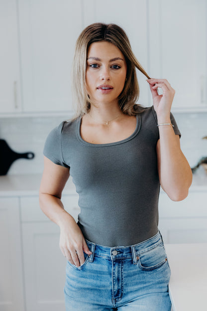 RIBBED SWEATER SCOOP TEE IN BASIL